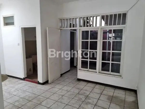 image RUMAH DI TAMAN PONDOK INDAH  (5)