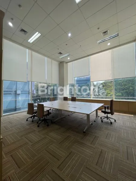 image GEDUNG KANTOR DI KEBON SIRIH MENTENG - JAKARTA PUSAT (3)