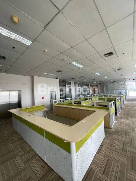image GEDUNG KANTOR DI KEBON SIRIH MENTENG - JAKARTA PUSAT (4)