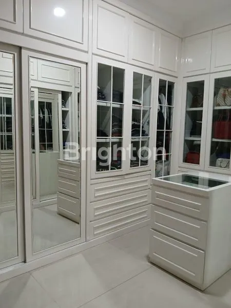 image RUMAH PIK TAMAN GRISENDA HOEK 290M2 (6)