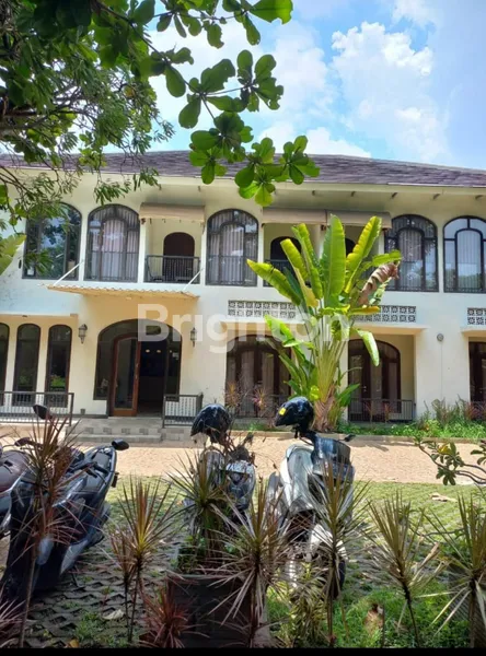 image HOTEL WIYUNG (1)