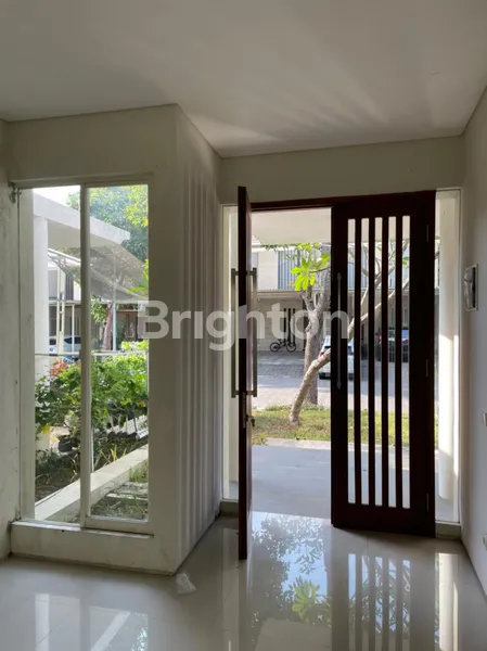 image DISEWAKAN GREEN HILL CIPUTRA (2)