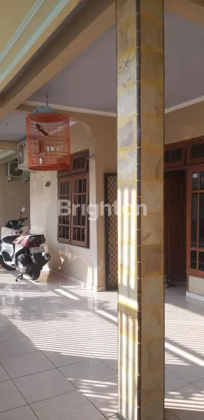 image RUMAH ASRI DAN NYAMAN DI GRESIK (4)