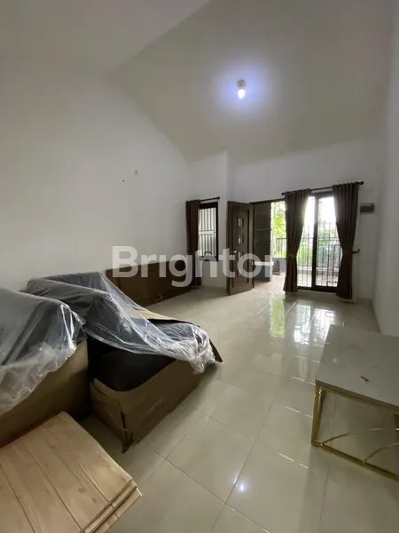 image RUMAH LT 126, LB 100, SHM, DEKAT SEKOLAH INTERNASIONAL DAN RS ALTIUS, HARAPAN INDAH BEKASI (6)