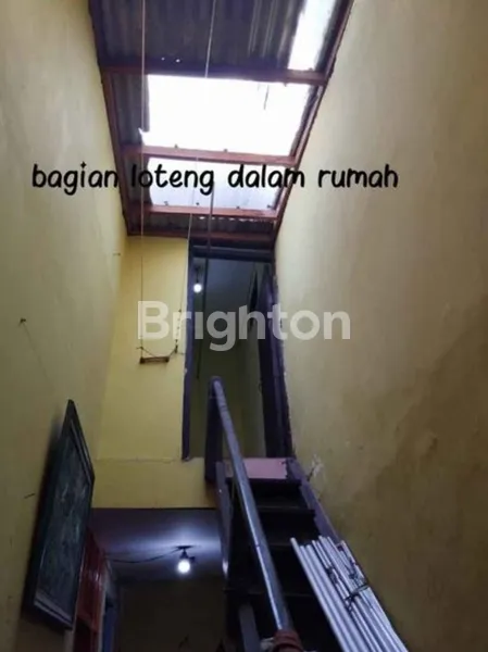 image RUMAH WISMA KEDUNG ASEM INDAH SELANGKAH RAYA MERR (4)