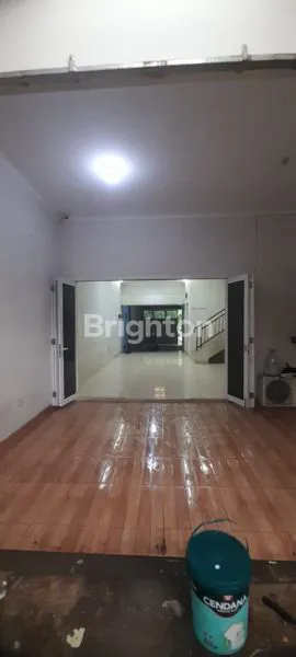 image RUMAH TEMPAT USAHA BINONG LIPPO KARAWACI (1)