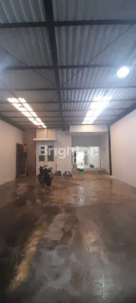 image RUMAH TEMPAT USAHA BINONG LIPPO KARAWACI (2)