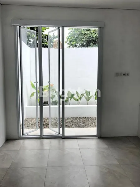 image RUMAH MEWAH 3KT DI BINONG RESIDENCE - CLUSTER ELITE TANGERANG (7)