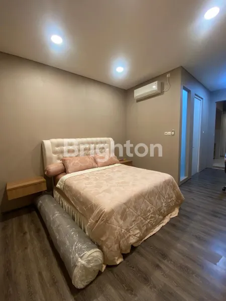 image RUMAH ROYAL RESIDANCE (2)