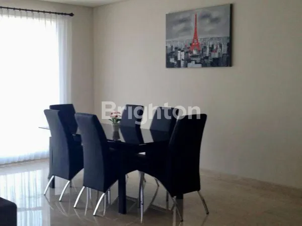 image APARTMENT ADHIWANGSA LENMARC CONNECT UNIV PETRA DEKAT PAKUWON MALL CIPUTRA VIEW GOLF GRAHA FAMILY (3)