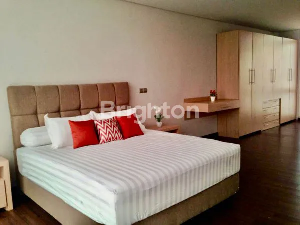 image APARTMENT ADHIWANGSA LENMARC CONNECT UNIV PETRA DEKAT PAKUWON MALL CIPUTRA VIEW GOLF GRAHA FAMILY (4)