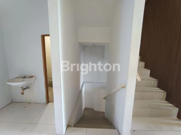 image RUKO DI JL MAYJEN SUNGKONO, SURABAYA (5)