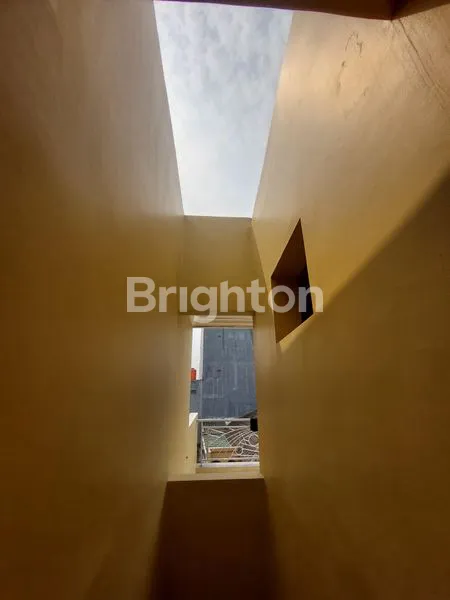 image RUMAH BARU DURI KEPA DEKAT CENTRAL PARK MALL JAKARTA BARAT (6)