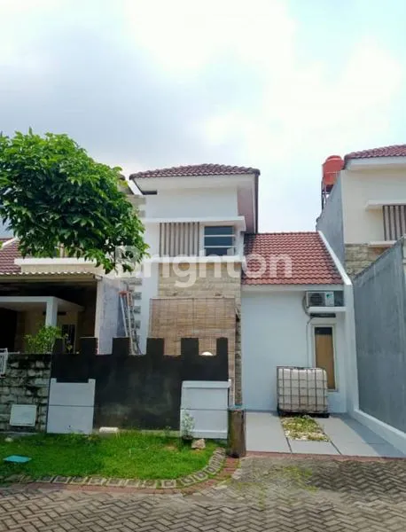 image RUMAH PURI SURYA JAYA, CLUSTER VALENCIA ICON, SIDOARJO (1)