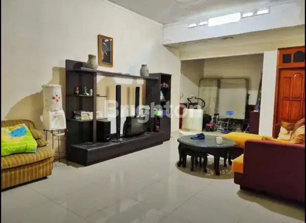 image JUAL CEPAT\U203C\UFE0FRUMAH SIAP HUNI RUNGKUT ASRI TIMUR DEKAT UPN AKSES RAYA MERR (3)