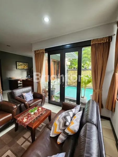 image RUMAH STYLE VILLA LANTAI 2 SANUR DENPASAR SELATAN (3)