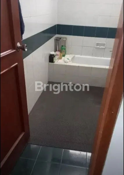 image DIJUAL RUMAH BESAR DAN TANAHNYA LUAS DI SETIABUDI REGENCY BANDUNG BARAT. (5)