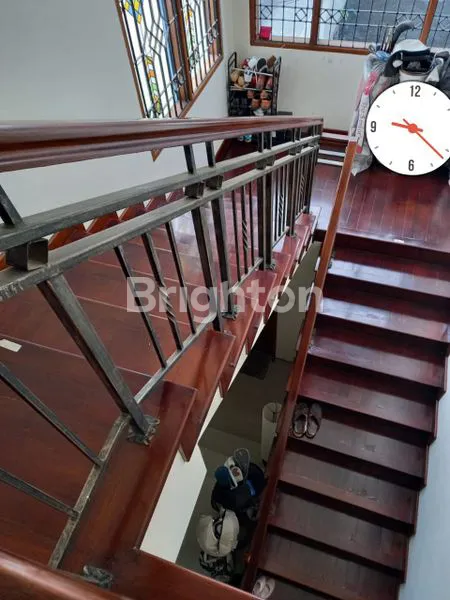 image DIJUAL RUMAH BESAR DAN TANAHNYA LUAS DI SETIABUDI REGENCY BANDUNG BARAT. (6)