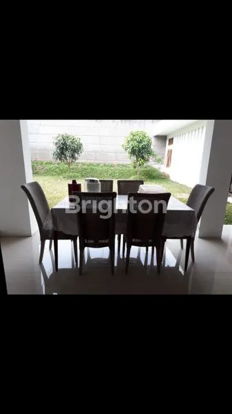 image DIJUAL RUMAH BESAR DAN TANAHNYA LUAS DI SETIABUDI REGENCY BANDUNG BARAT. (7)