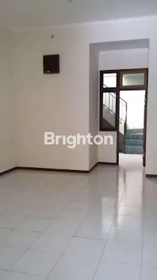 image RUMAH 1 LANTAI DI TAMAN PONDOK INDAH SIAP HUNI (2)