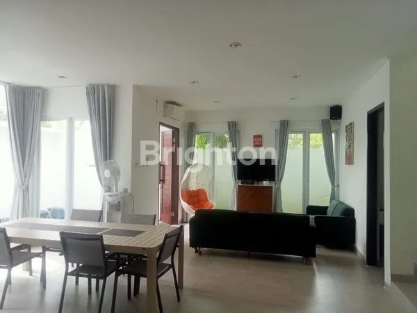 VILLA MEWAH DI PENDAWA GOLF COUNTRY