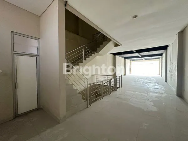 image RUKO 3 LANTAI MURAH KAWASAN BISNIS VETERAN SOLO SANGAT STRATEGIS (5)