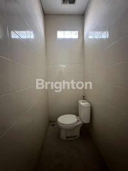 image RUKO 3 LANTAI MURAH KAWASAN BISNIS VETERAN SOLO SANGAT STRATEGIS (7)