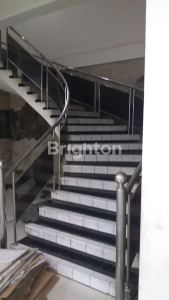 image RUKO KERTAJAYA SIAP PAKAI EX SHOWROOM !! (2)