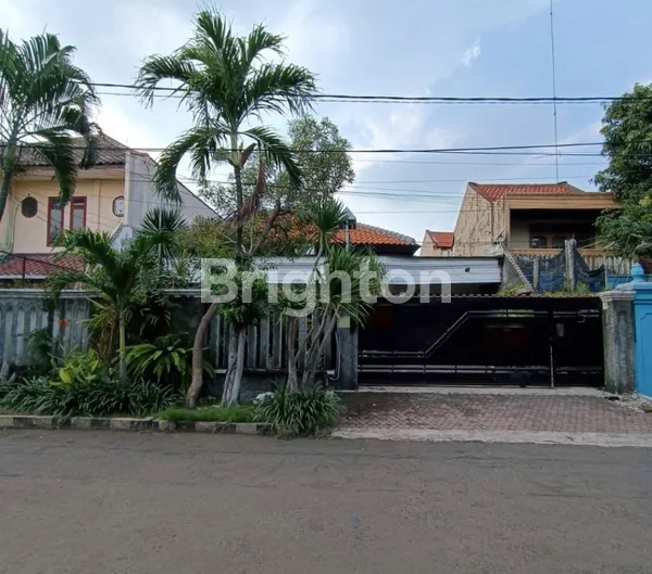 image RUMAH RUNGKUT ASRI DEKAT PONDOK TJANDRA, MERR, TOL WARU JUANDA, GUNUNG ANYAR (1)