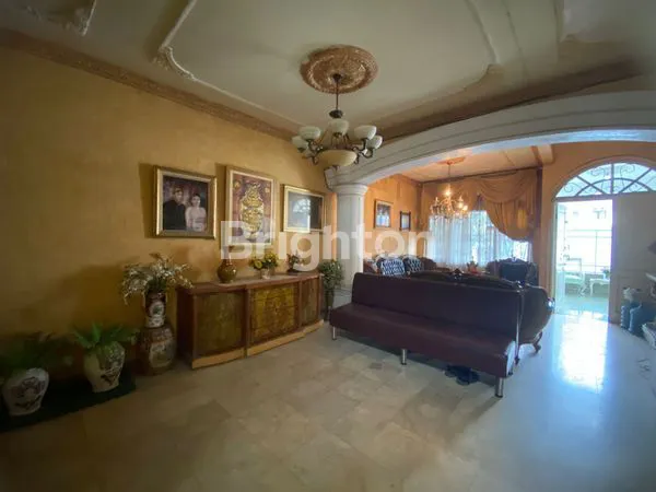 image RUMAH CANTIK FULL FURNISH DI KEMANG (7)