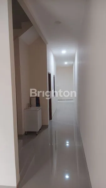 image RUMAH BARU 3 LANTAI DI TANJUNG DUREN DALAM RAYA JAKARTA BARAT (2)