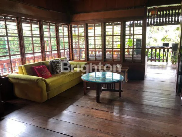 image VILLA DENGAN VIEW GUNUNG DAN KEBUN STRAWBERRY DILINGKUNGAN YANG NYAMAN SEJUK DIAREA BEDUGUL (4)