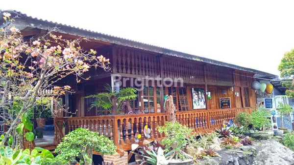 image VILLA DENGAN VIEW GUNUNG DAN KEBUN STRAWBERRY DILINGKUNGAN YANG NYAMAN SEJUK DIAREA BEDUGUL (7)