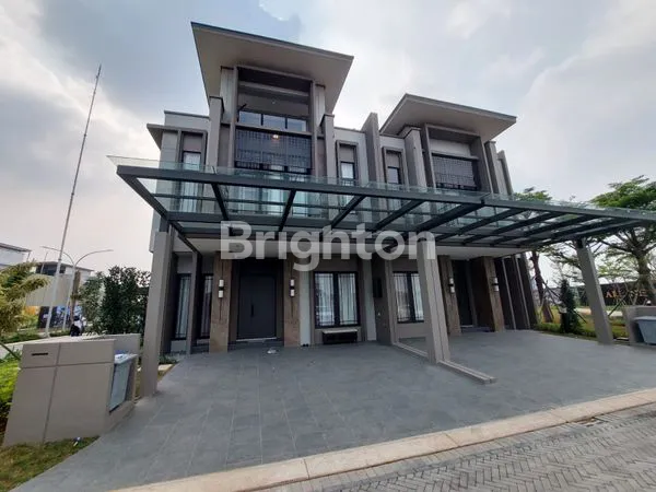 image RUMAH GRAND PASADENA VILLAGE TYPE 8 (3LANTAI), GADING SERPONG, TANGERANG (1)