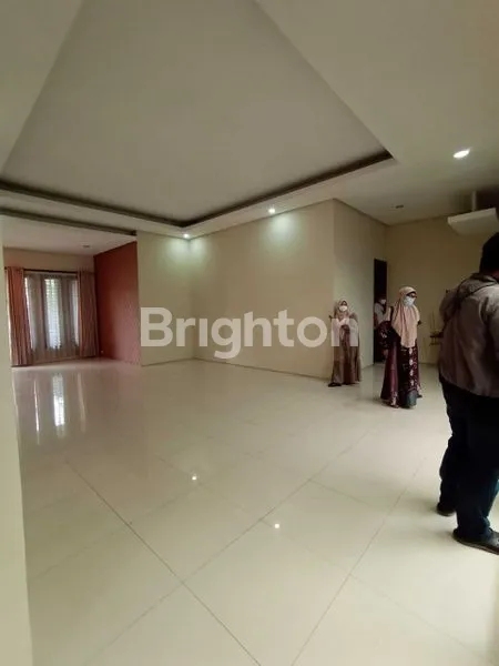 image RUMAH MURAH MEWAH ELEGANT  DEKAT KAMPUS UNDIP SEMARANG (4)