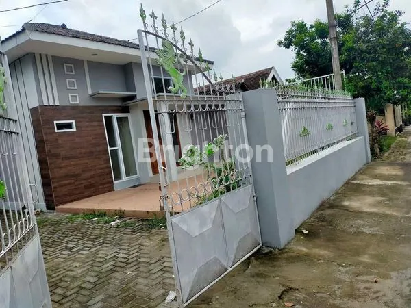 RUMAH NYAMAN DI PESANTREN DEKAT SMP 9