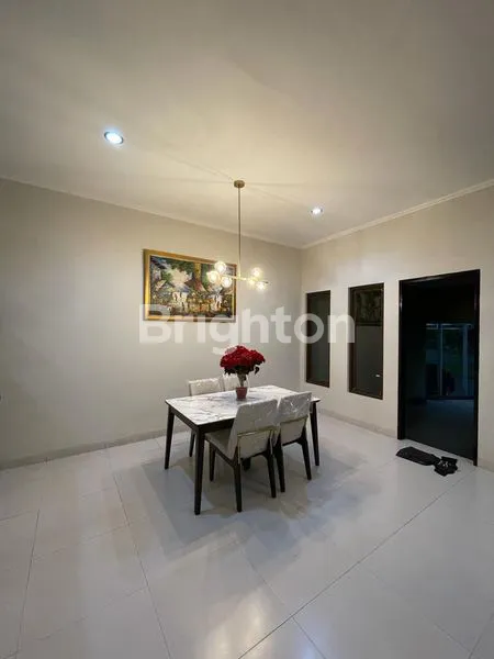 image RUMAH MANDIRI DEPAN TAMAN DE RIO DELATINOS BSD CITY (4)