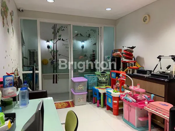 image RUMAH 3LANTAI KOMPLEK DE OAZE TOMANG RESIDENCE GROGOL PETAMBURAN (8)