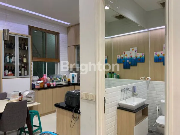 image RUMAH 3LANTAI KOMPLEK DE OAZE TOMANG RESIDENCE GROGOL PETAMBURAN (7)