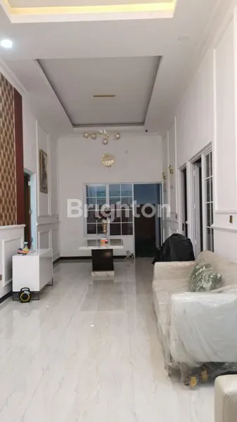 image RUMAH MEWAH TAMAN RAFLESIA GRAHA PADMA (4)