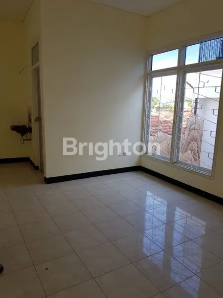 image RUMAH MEWAH HARGA MURAH DI MOJOARUM  (5)