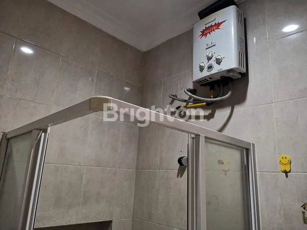 image RUMAH 3LANTAI KAVLING POLRI JELAMBAR GROGOL JAKARTA BARAT  (7)