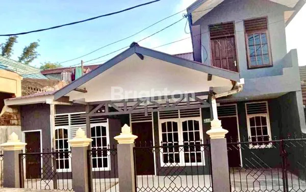 image RUMAH CANTIK DUA LANTAI (1)