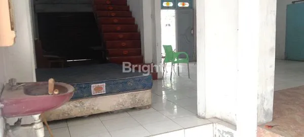 image TANAH PINGGIR JALAN ASPAL BONUS BANGUNAN LOKASI DEKAT PASAR KOTA GEDE JOGJA (4)