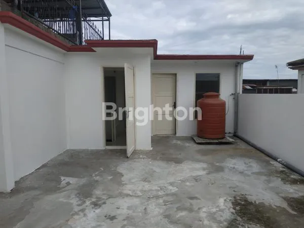 image RUKO NYAMAN DAN STRATEGIS, HANYA 5 MENIT DARI JALAN BESAR (3)