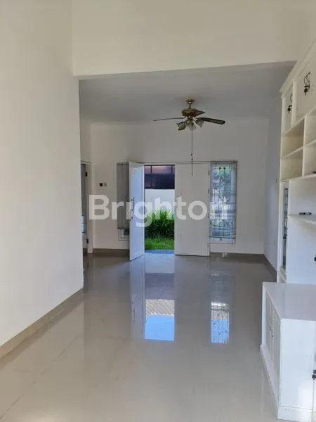 image RUMAH DUA LANTAI HOOK DI WIKA (2)