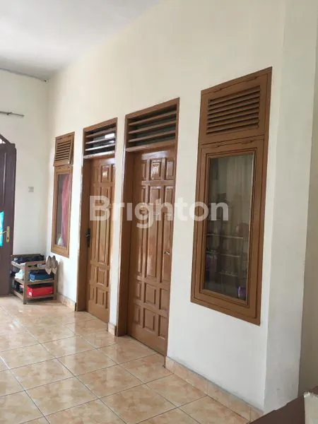 image RUMAH BESAR SIAP HUNI HARGA MURAH (4)