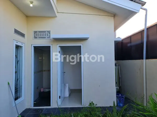 image RUMAH DUA LANTAI HOOK DI WIKA (8)