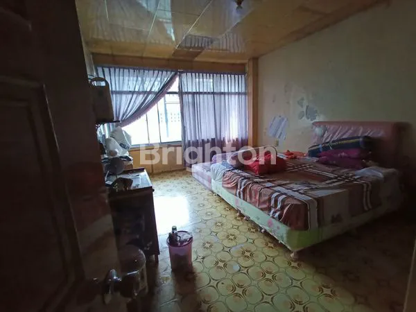 image RUKO 3 TINGKAT DI DAERAH PUSAT PASAR, MEDAN KOTA. (6)