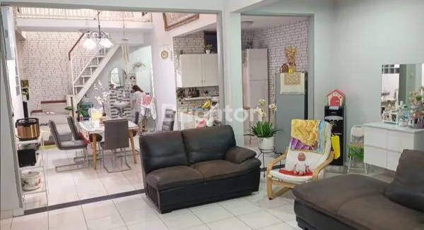 image RUMAH CANTIK TERAWAT NUSA HIJAU PERMAI CIMAHI  (1)